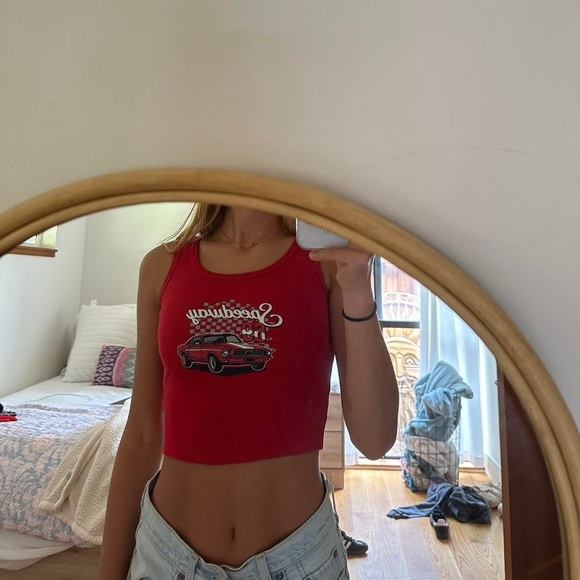 Crop top - Picture 1 of 3
